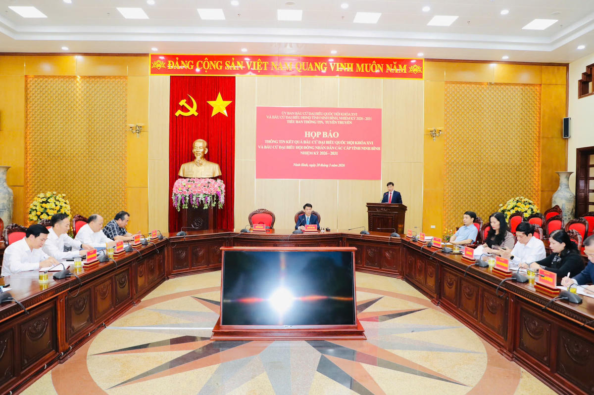 Quang cảnh buổi họp báo. Ảnh: Đức Lam