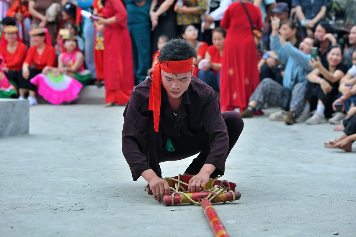 Dụng cụ chuẩn bị cho những đường cày tiếp theo được chuẩn bị chu đáo.