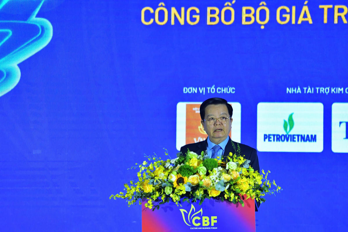 Phó Thủ tướng Mai Văn Chính dự và phát biểu chỉ đạo tại Diễn đàn.