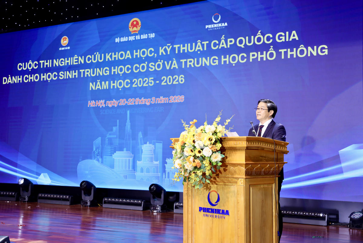 TS Thái Văn Tài – Vụ trưởng Vụ Giáo dục phổ thông, Bộ GDĐT phát biểu tại lễ bế mạc.