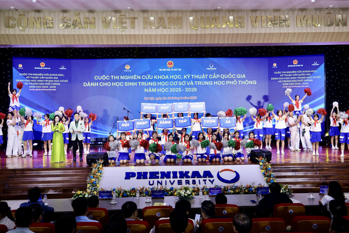 Một tiết mục văn nghệ tại lễ bế mạc. 