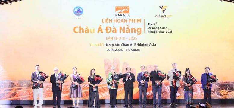 DANAFF IV dự kiến quy tụ khoảng 900 đại biểu, bao gồm lãnh đạo, nghệ sĩ, nhà làm phim và các chuyên gia điện ảnh hàng đầu, trong đó có hơn 200 khách mời quốc tế.