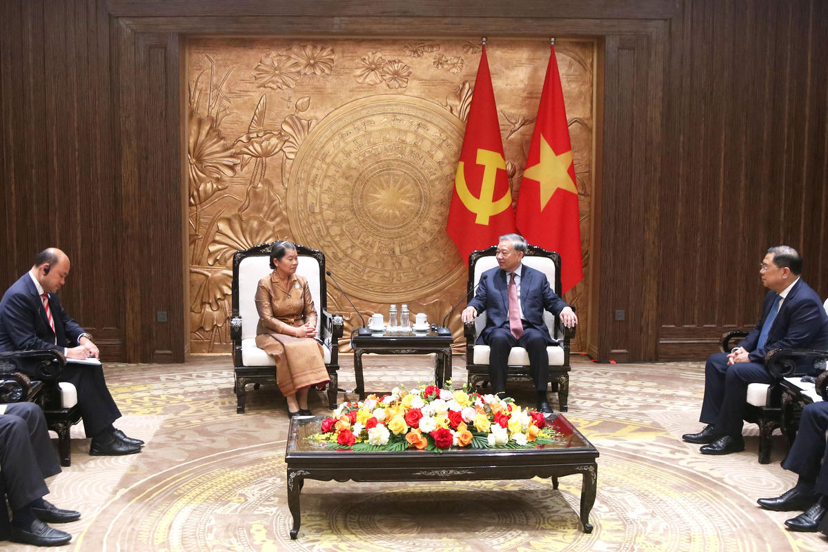 Tổng Bí thư Tô Lâm tiếp bà Men Sam An - Phó Chủ tịch Đảng Nhân dân Campuchia, Chủ tịch Hội đồng Quốc gia Mặt trận Đoàn kết Phát triển Tổ quốc Campuchia. 