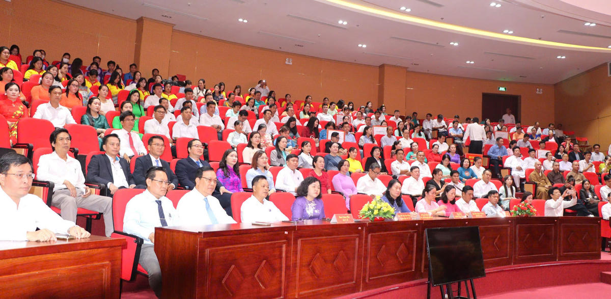 Chú thích ảnh: Quang cảnh buổi lễ. Ảnh: Trung Ngãi