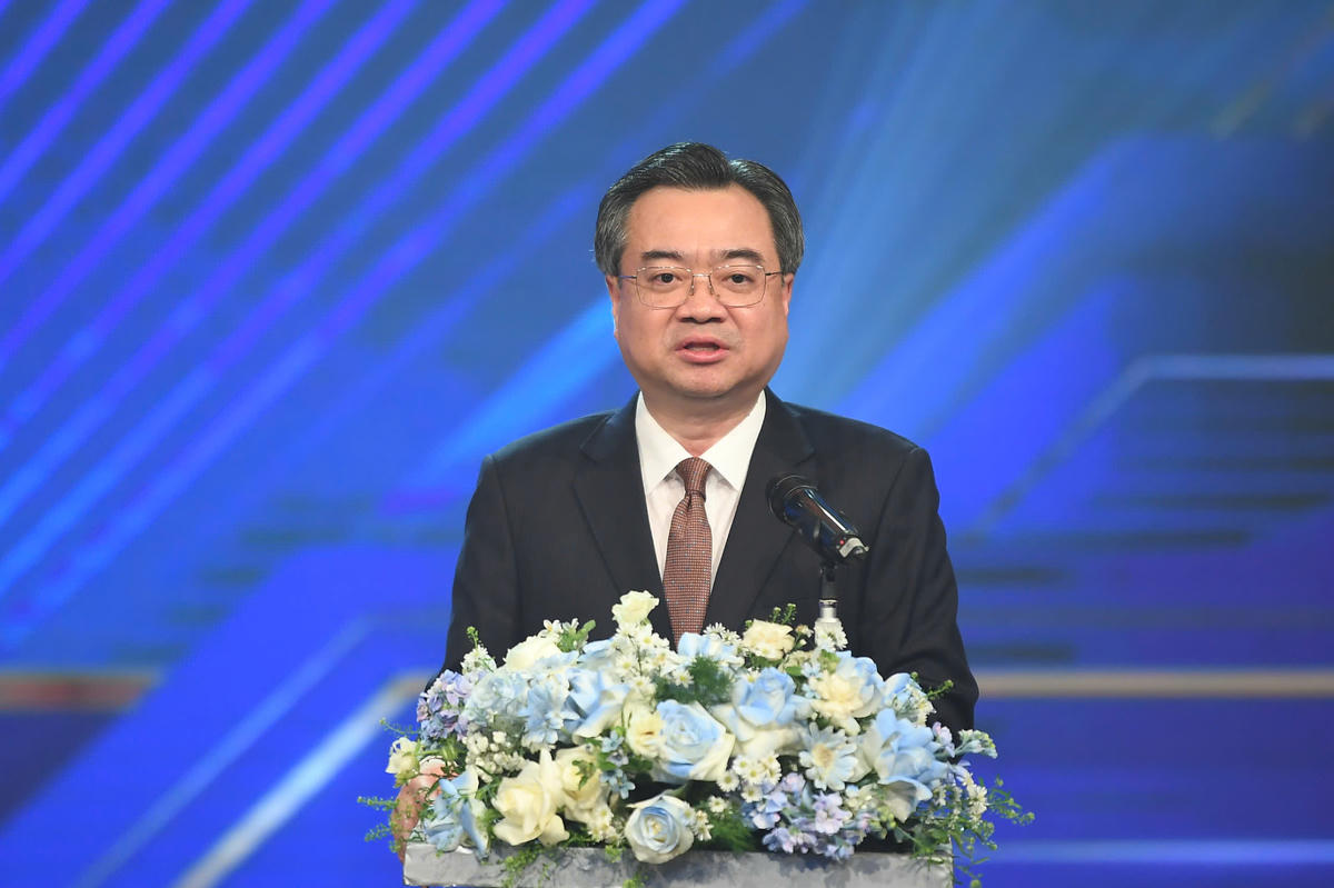 Ông Nguyễn Thanh Nghị, Ủy viên Bộ Chính trị, Bí thư Trung ương Đảng, Trưởng Ban Chính sách, Chiến lược Trung ương phát biểu tại lễ trao giải. Ảnh: PV