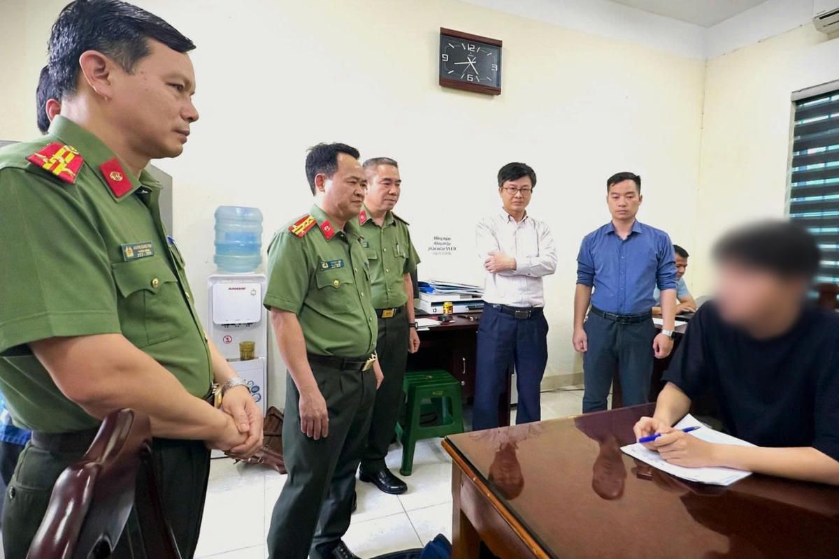 Đại tá Lê Ngọc Anh, Phó Giám đốc - Thủ trưởng Cơ quan An ninh điều tra Công an tỉnh trực tiếp chỉ đạo vụ án.