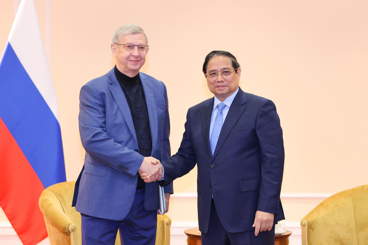 Thủ tướng Chính phủ Phạm Minh Chính và ông Vladimir Petrovich Evtushenkov, Chủ tịch tập đoàn AFK Sistema - Ảnh: VGP/Nhật Bắc