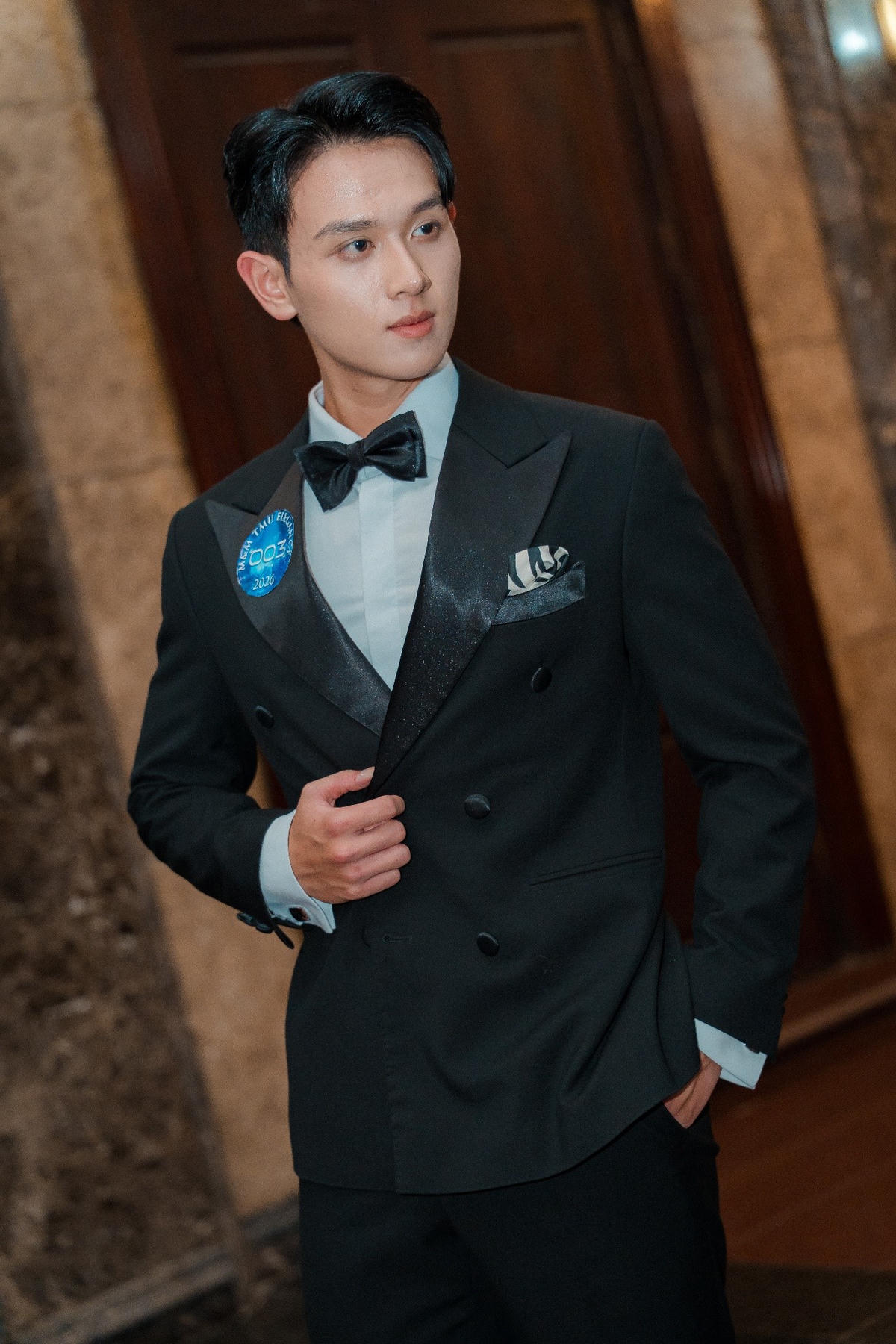 Trương Nhật Quân còn gây ấn tượng với ban giám khảo và khán giả bởi ngoại hình sáng, thể hình cân đối cùng phong cách trình diễn chuyên nghiệp.