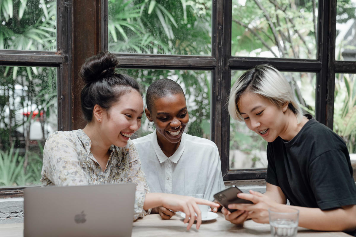 Gen Z chủ động tài chính từ sớm