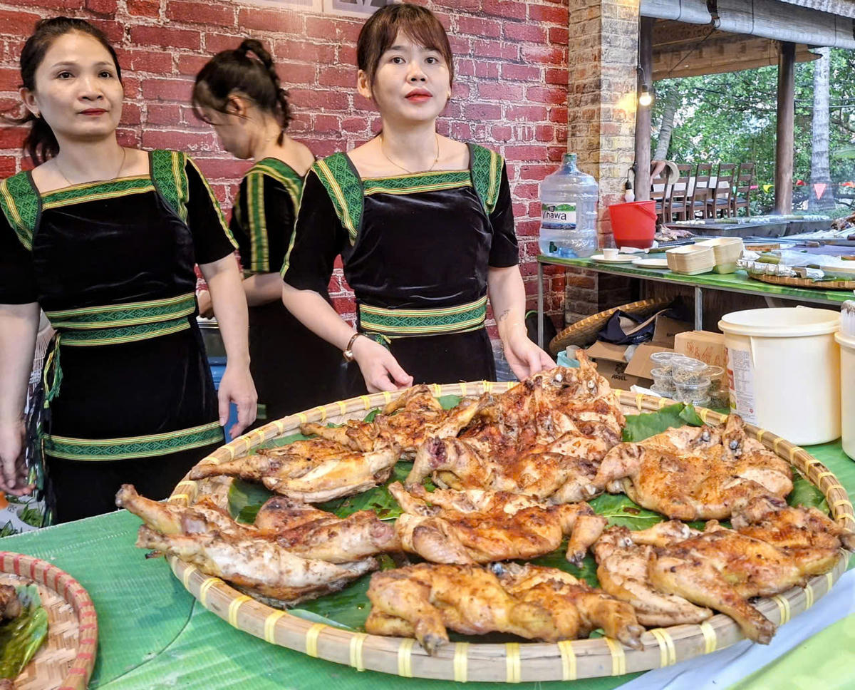 TP Hồ Chí Minh: Hàng trăm món ngon 3 miền và quốc tế có mặt tại lễ hội ẩm thực