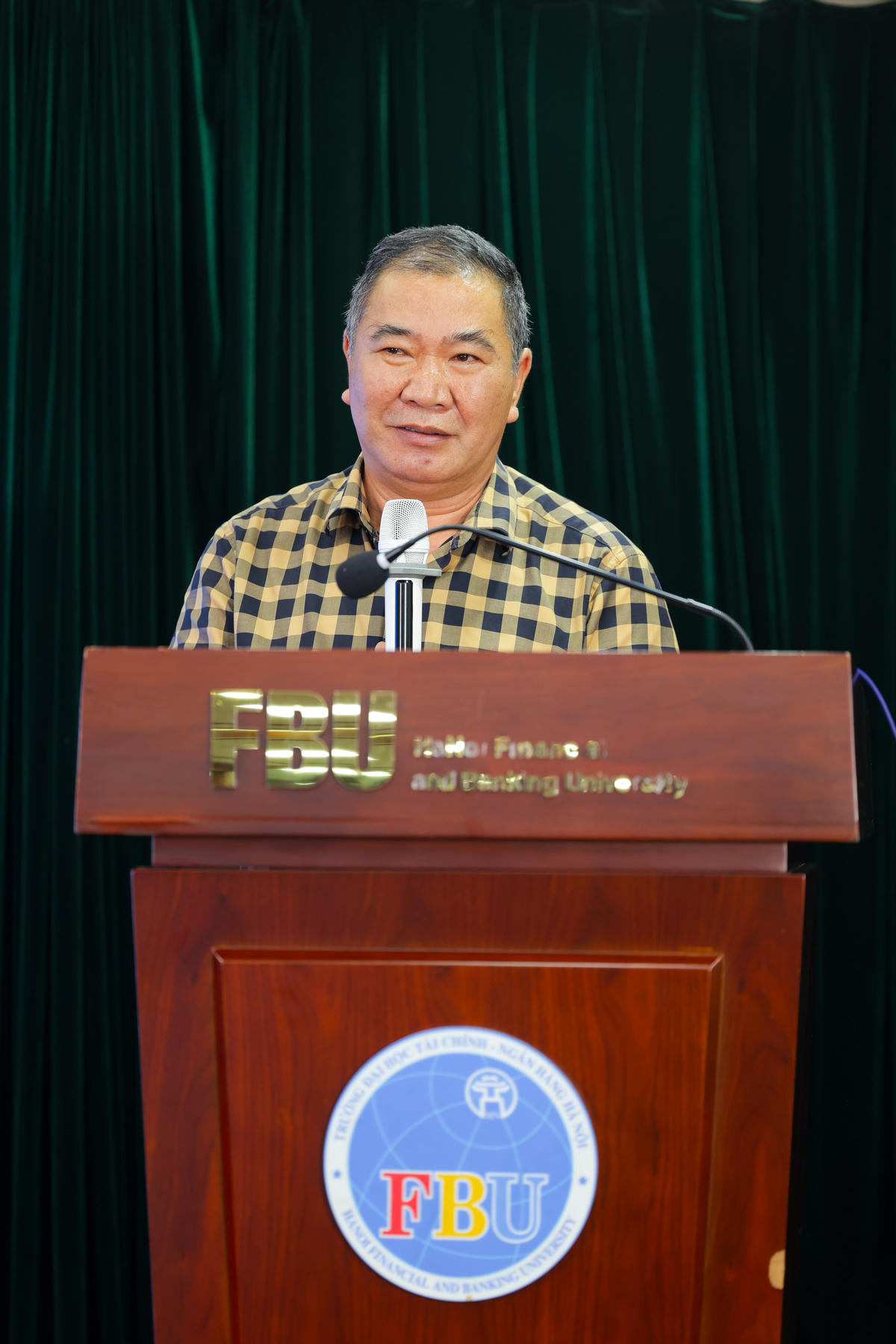 PGS.TSKH Bùi Xuân Biên,&nbsp;Chủ tịch Hội đồng Trường FBU phát biểu.