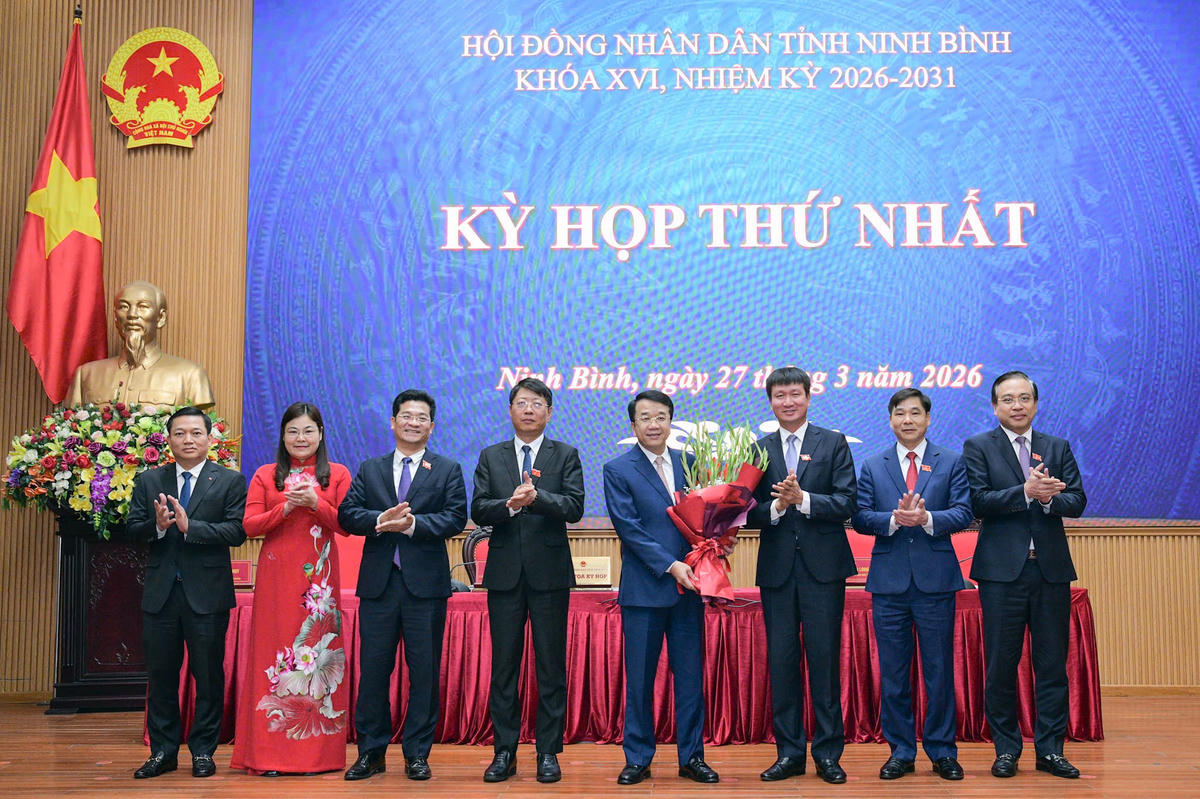 Ông Nguyễn Thanh Bình tái đắc cử Chủ tịch UBND tỉnh Ninh Bình. Ảnh: Trường Giang