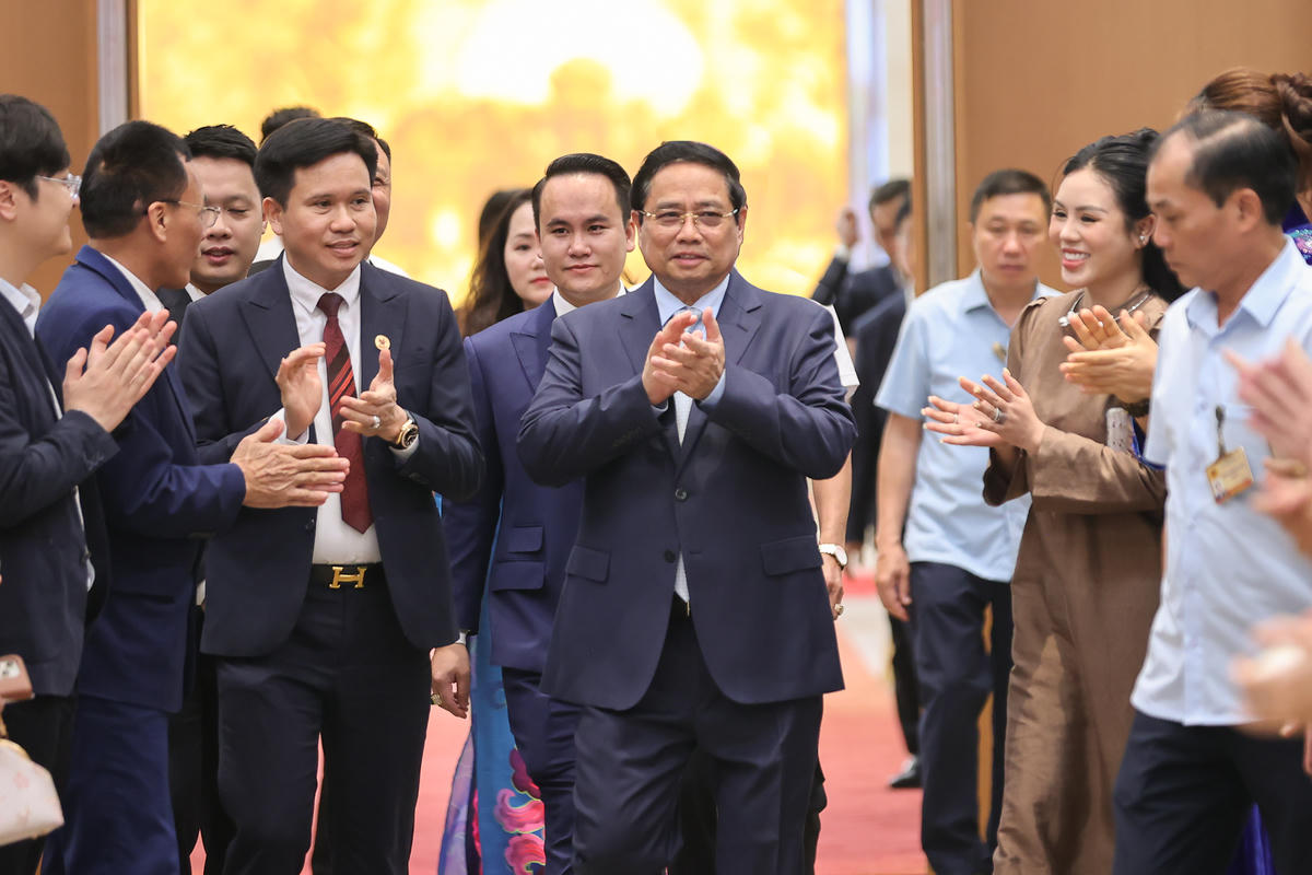 Thủ tướng Phạm Minh Chính dự Hội nghị "Doanh nghiệp góp phần vào tăng trưởng hai con số và Thủ tướng phủ tri ân doanh nghiệp - Ảnh: Nhật Bắc