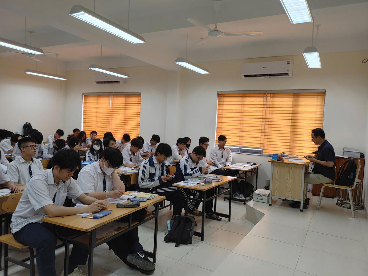 Một giờ học của thầy và trò Hà Nội.