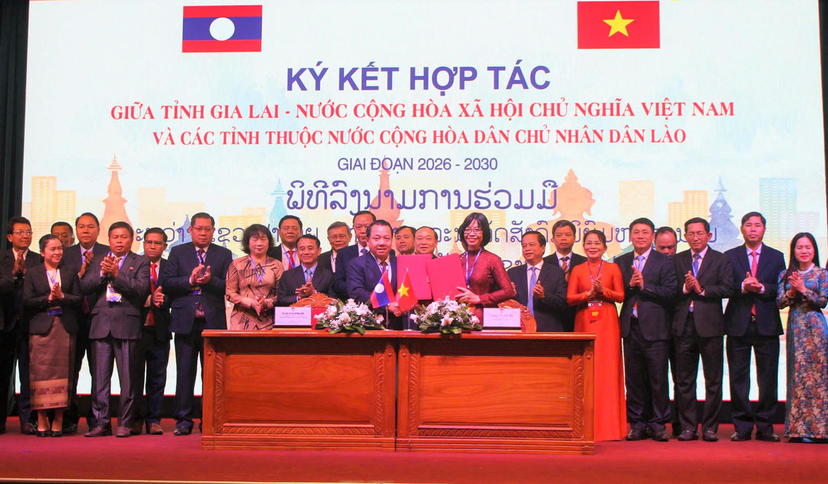 Tỉnh Gia Lai (Việt Nam) và các tỉnh: Attapeu, Champasack, Salavan và Sekong (Lào) ký kết hợp tác giai đoạn 2026 - 2030. Ảnh: CV.