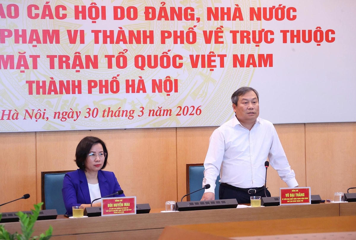Chủ tịch UBND thành phố Hà Nội Vũ Đại Thắng phát biểu tại hội nghị. Ảnh: PV