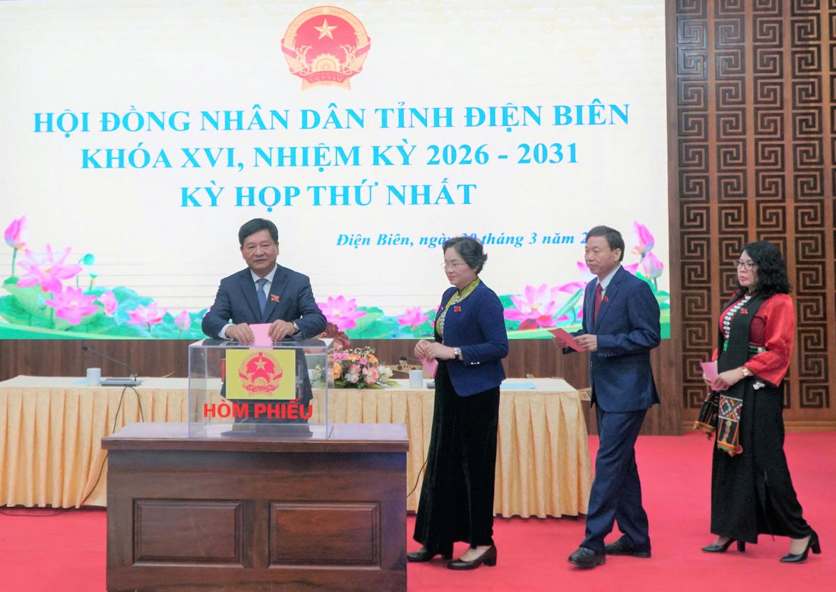 Ông Lê Thành Đô tái đắc cử Chủ tịch HĐND tỉnh Điện Biên khóa XVI, nhiệm kỳ 2026 - 2031.&nbsp; Ảnh: T.H.