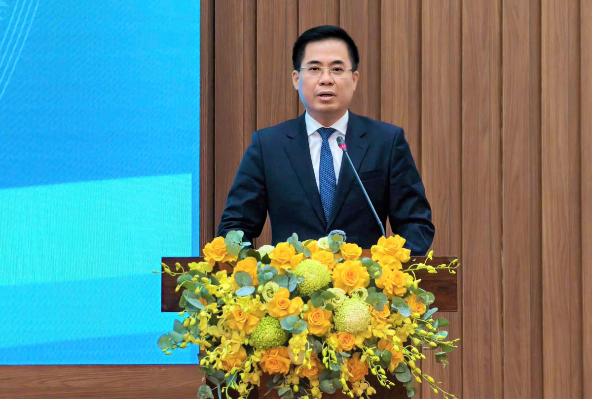 Ông Nguyễn Hoàng Giang, Chủ tịch UBND tỉnh Quảng Ngãi phát biểu nhận nhiệm vụ. Ảnh: CV.