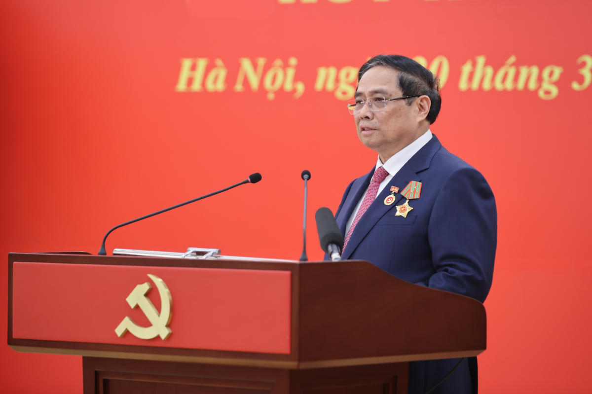 Thủ tướng Phạm Minh Chính nêu rõ, những phần thưởng cao quý mà Đảng, Nhà nước trao tặng mang ý nghĩa thiêng liêng và sâu sắc, là niềm vinh dự, tự hào lớn lao, là sự ghi nhận của Đảng, Nhà nước đối với các đồng chí trong suốt chặng đường phấn đấu và trưởng thành - Ảnh: VGP/Nhật Bắc