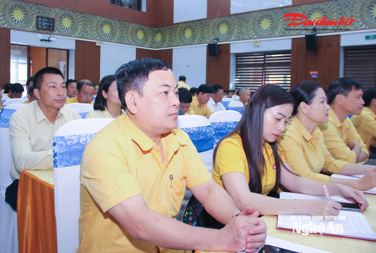 Cán bộ Mặt trận của 130 xã tham gia hội nghị&nbsp;
