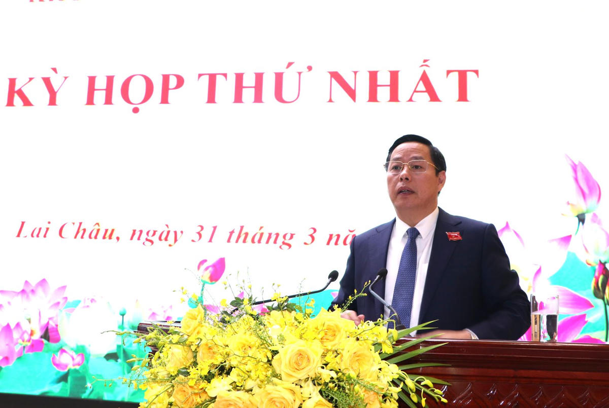 Ông Hà Quang Trung phát biểu nhận nhiệm vụ. Ảnh: Cổng TTĐT tỉnh Lai Châu.
