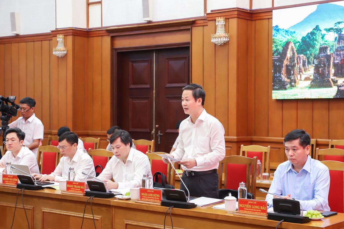 Phó Chủ nhiệm UBKT Trung ương Đoàn Anh Dũng thông báo kết quả kiểm tra, giám sát đợt 1. Ảnh: CV.
