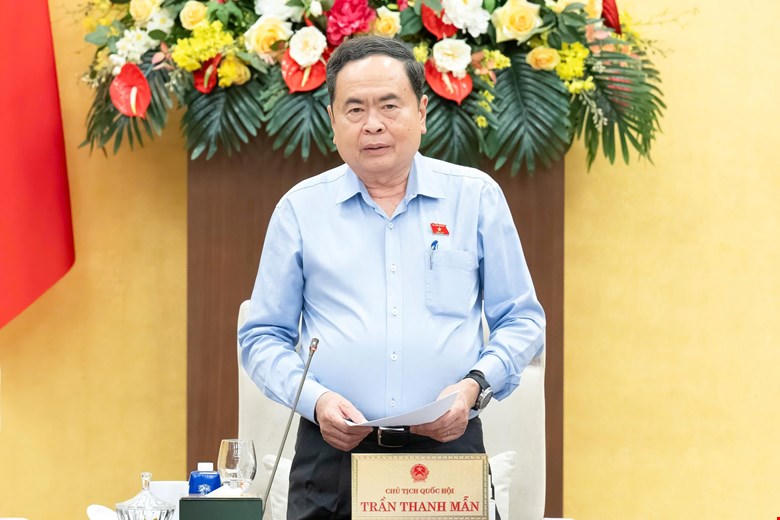 Công tác chuẩn bị cho kỳ họp Quốc hội thứ Nhất bám sát các chủ trương, định hướng lớn của Đảng