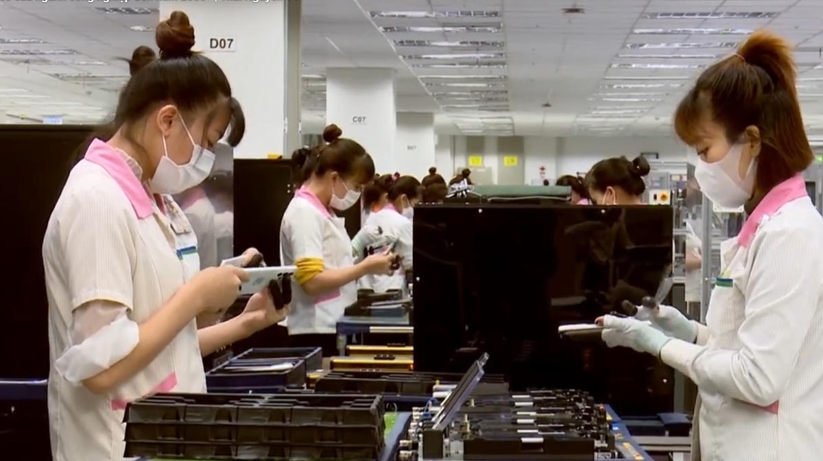 Thái Nguyên có hàng trăm nghìn lao động làm trong lĩnh vực công nghiệp điện tử.