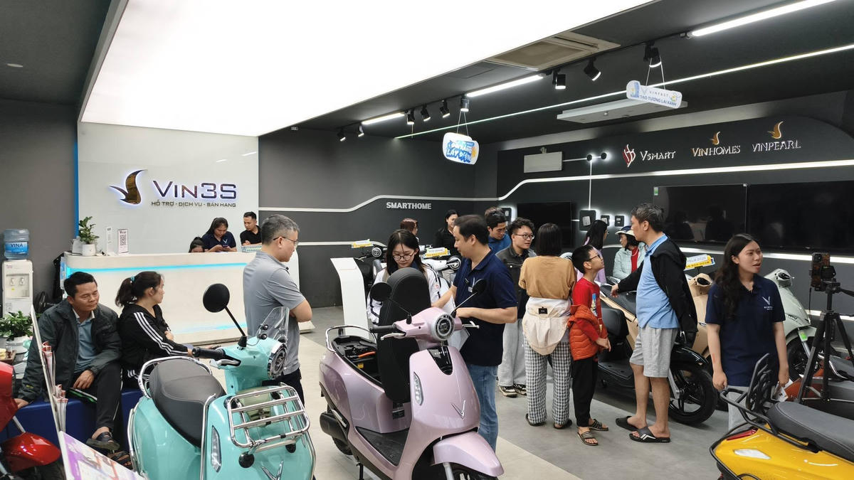 Xe máy điện Vinfast lập kỷ lục doanh số chưa từng có