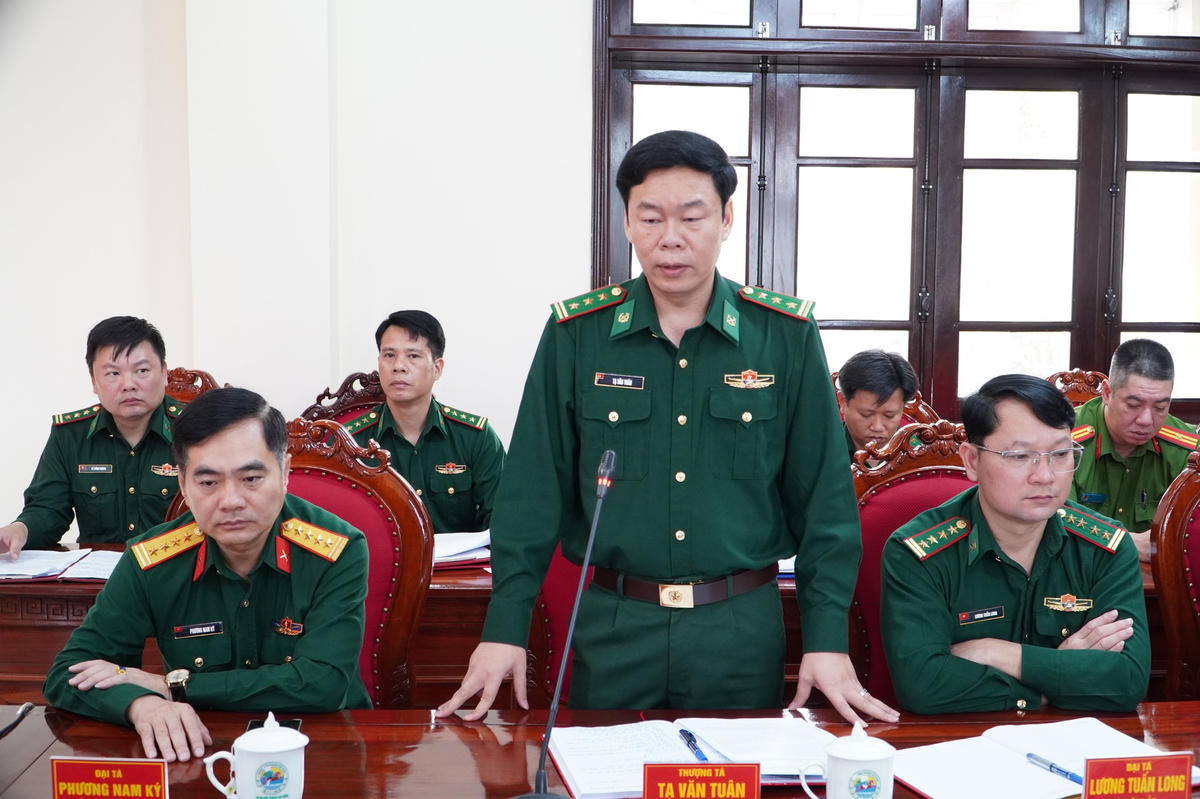 Thượng tá Tạ Văn Tuân - Chỉ huy trưởng Ban chỉ huy Bộ đội biên phòng tỉnh Cao Bằng phát biểu.