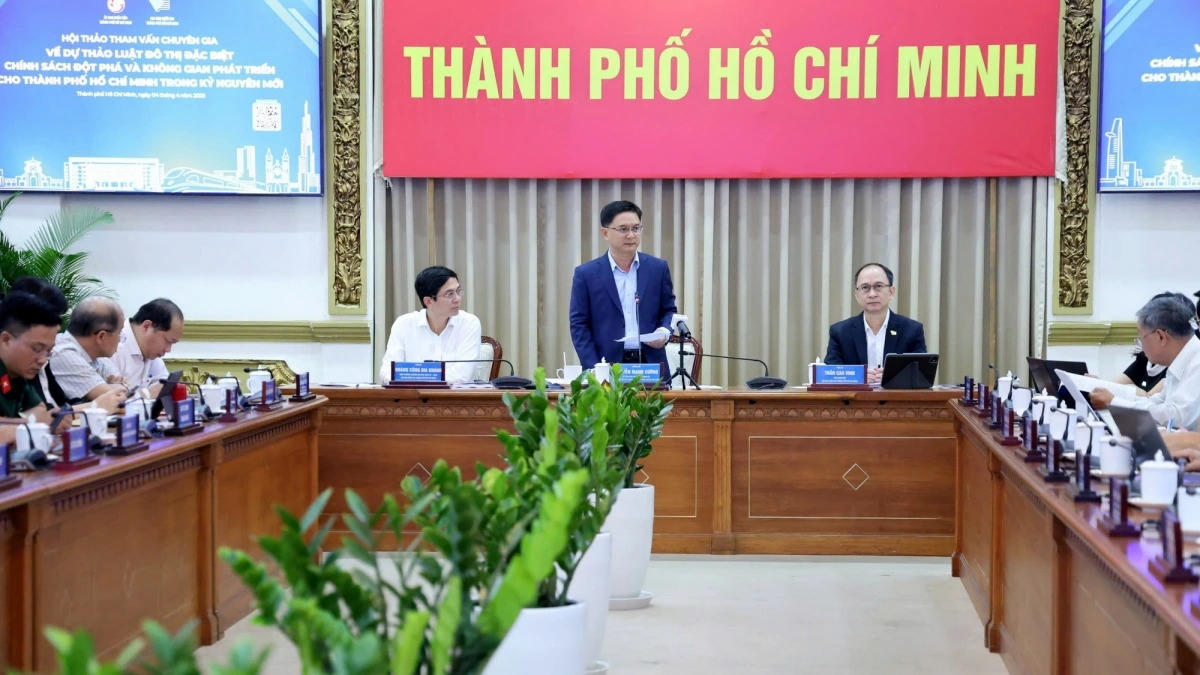 Quang cảnh hội thảo sáng 4/4. Ảnh: TL