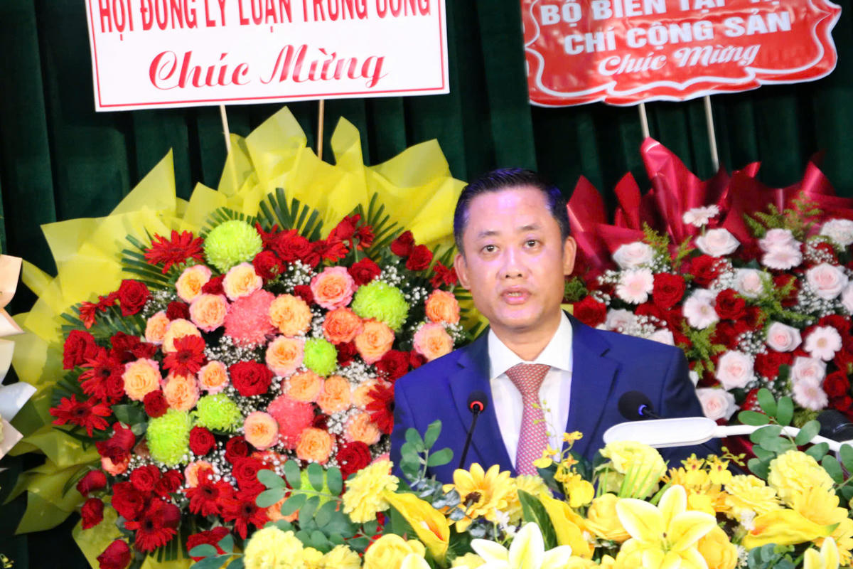 PGS.TS Ngô Tuấn Nghĩa, Ủy viên Hội đồng Lý luận Trung ương, Giám đốc Học viện Chính trị khu vực IV thông tin về quá trình hình thành và phát triển học viện. Ảnh: Trung Kiên.