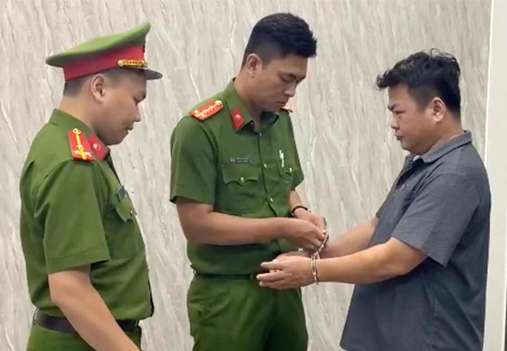 Bin can Trần Tấn Hoàng.