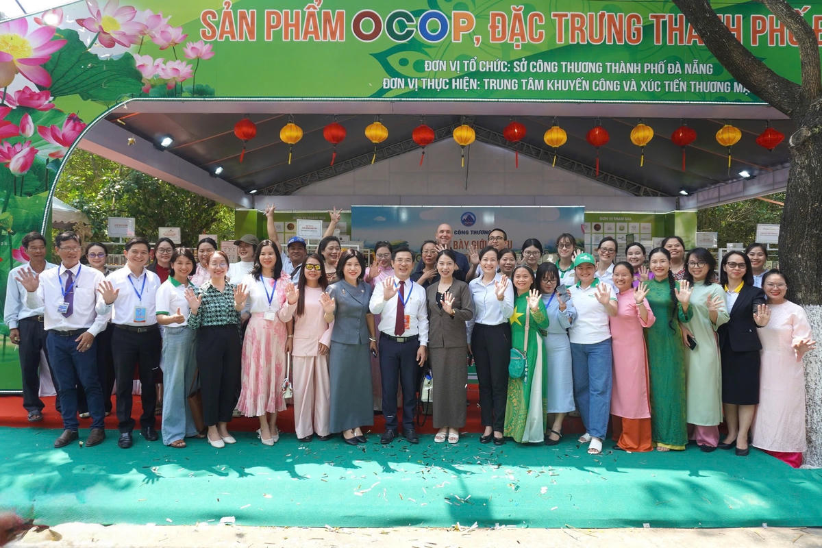 Trang nghiêm nghi lễ tại Lễ hội Quán Thế Âm Ngũ Hành Sơn Đà Nẵng