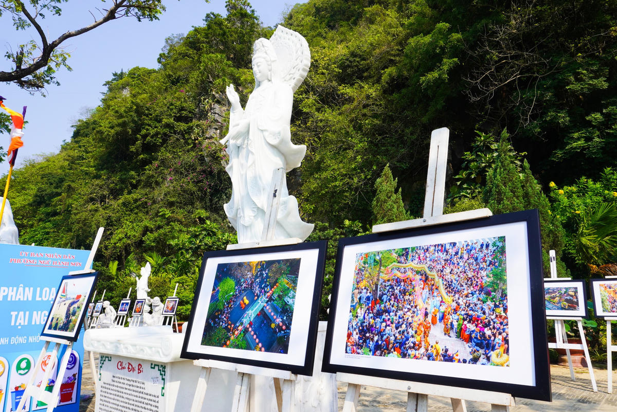 Trang nghiêm nghi lễ tại Lễ hội Quán Thế Âm Ngũ Hành Sơn Đà Nẵng