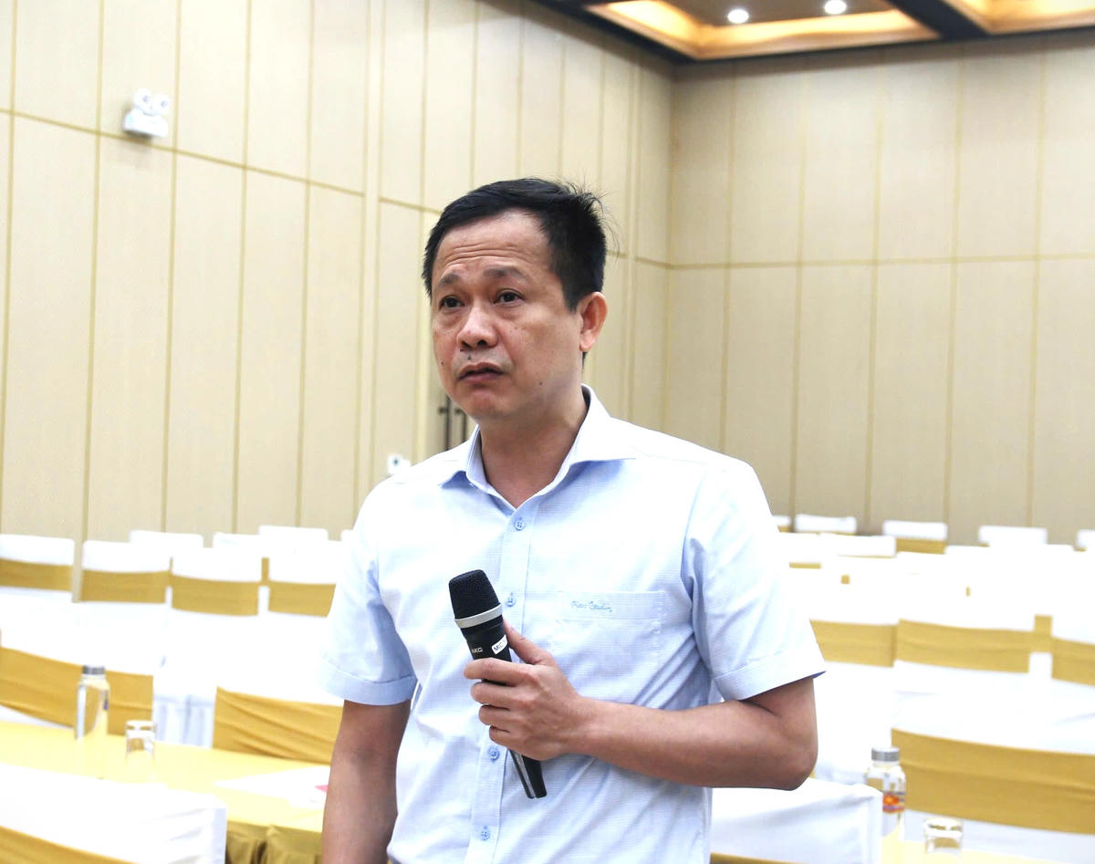 Đại diện Bộ Nội vụ cho ý kiến. Ảnh: G.B.