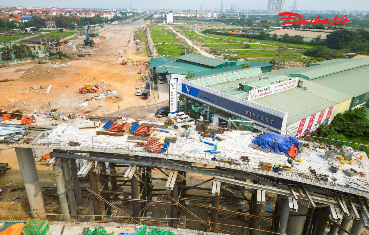 Nút giao 2.400 tỷ đồng trên Đại lộ Thăng Long dần hiện rõ hình hài