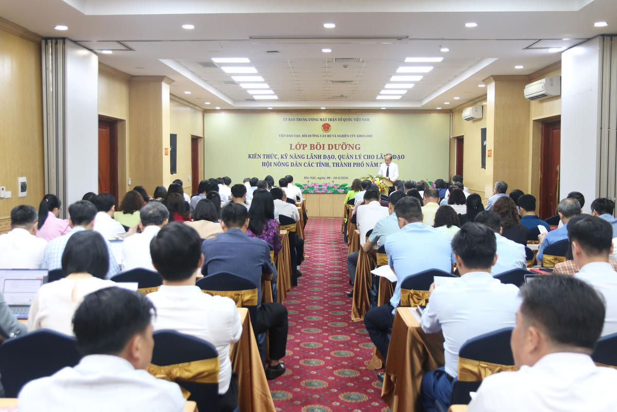 Khai giảng Lớp bồi dưỡng kiến thức, kỹ năng lãnh đạo, quản lý cho lãnh đạo Hội Nông dân các tỉnh, thành phố năm 2026.