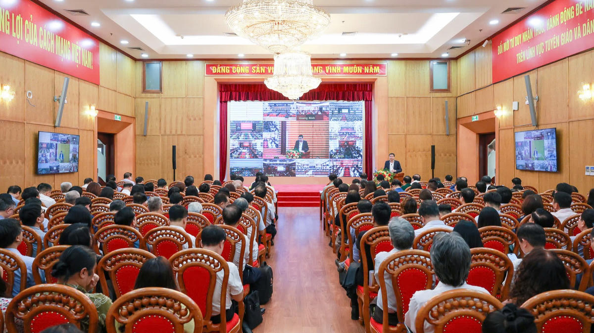 Toàn cảnh hội nghị. Ảnh: Đạt Lê