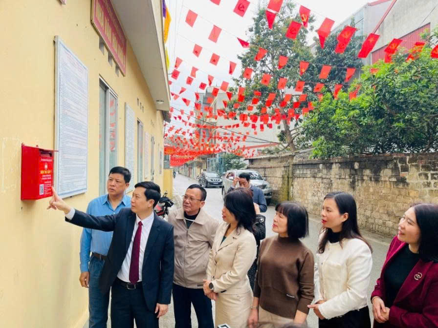 Phát huy dân chủ cơ sở từ mô hình “Hòm thư góp ý”