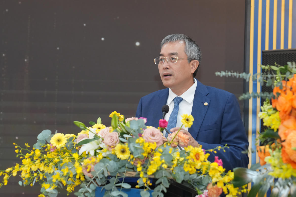 Ông Đặng Ngọc Hòa - Chủ tịch HĐQT Vietnam Airlines phát biểu tại sự kiện công bố chứng nhận EASA ppt 147.