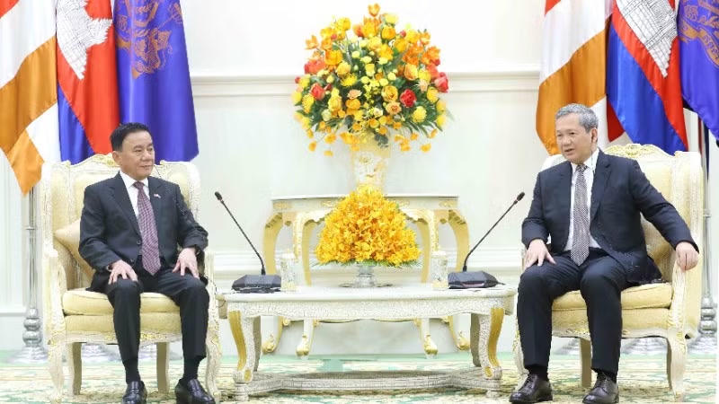 Thường trực Ban Bí thư Trần Cẩm Tú hội kiến Thủ tướng Campuchia
