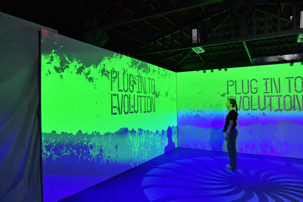 Thông qua những sáng kiến như "Nhắn kết nối – Bật thay đổi, có thể thấy cách sáng tạo trở thành động lực để người trẻ tham gia, thể hiện và dẫn dắt.