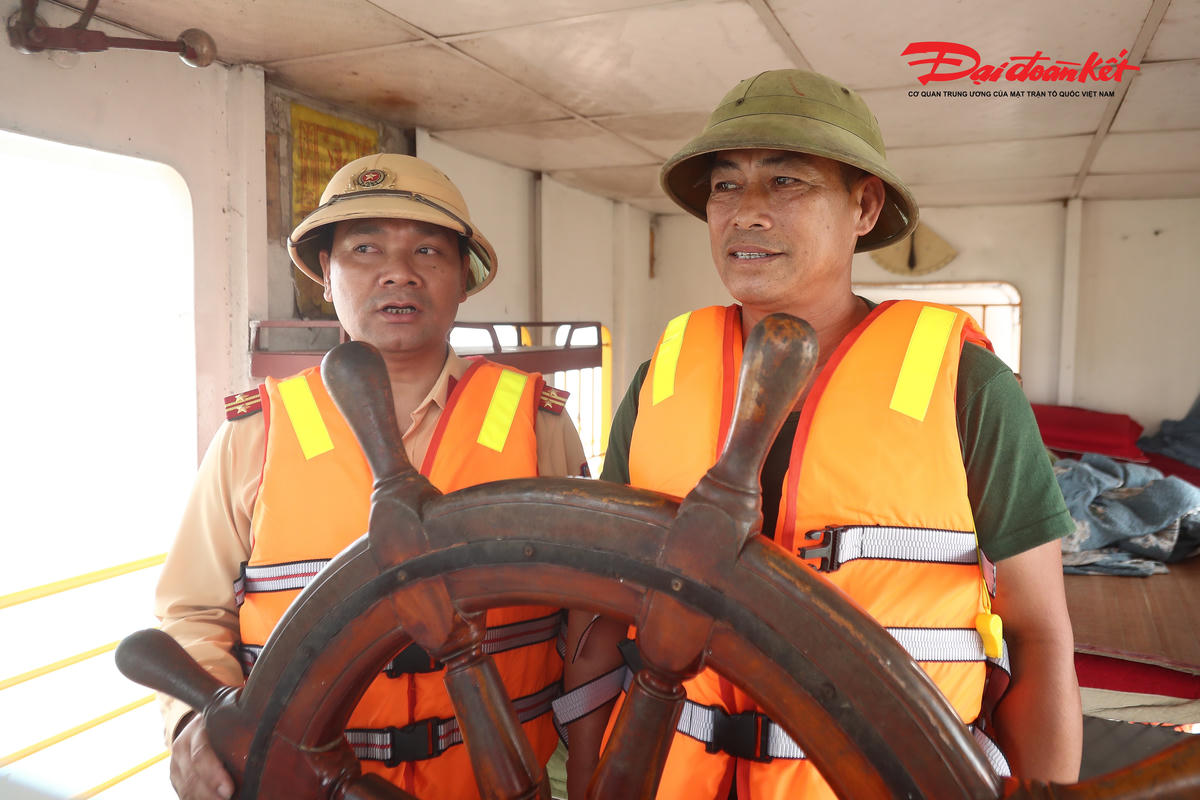 Hà Nội tăng cường kiểm soát giao thông đường thủy trước mùa mưa bão