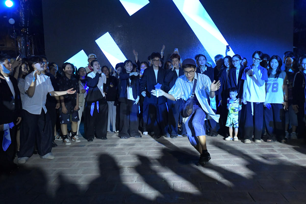 Thông qua âm nhạc, vũ đạo và nghệ thuật thị giác, phản ánh năng lượng mới của thế hệ trẻ và vai trò của văn hóa trong thúc đẩy đối thoại và hành động hướng tới tương lai xanh.