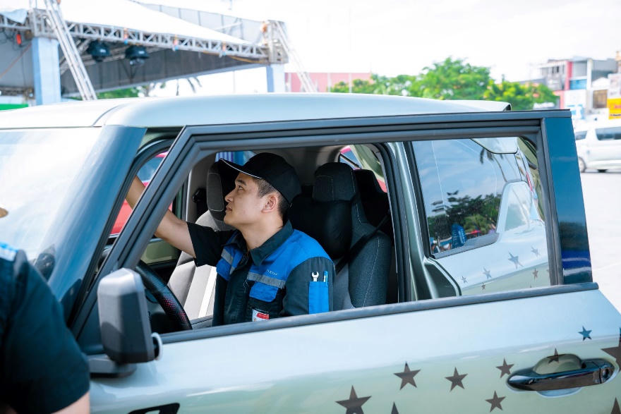 Chủ xe điện VinFast: “Nuôi 3 xe điện rẻ hơn 1 xe dầu”