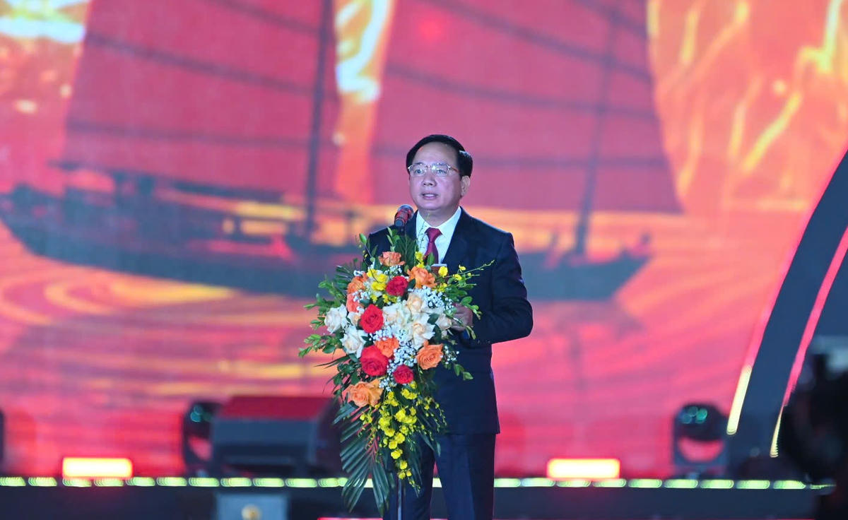 Ủy viên Bộ Chính trị, Bí thư Trung ương Đảng, Trưởng ban Tuyên giáo và Dân vận Trung ương Trịnh Văn Quyết phát biểu tại buổi lễ.