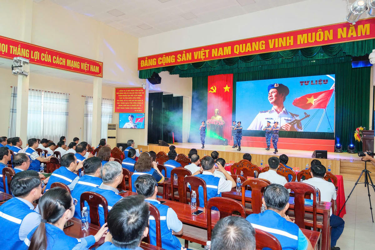 TP Hồ Chí Minh: Phối hợp tuyên truyền phòng, chống khai thác hải sản bất hợp pháp IUU