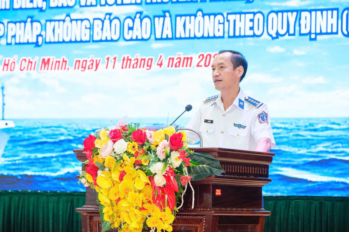 Đại diện lãnh đạo Vùng Cảnh sát biển 3 phát biểu. Ảnh: Anh Hoàng.