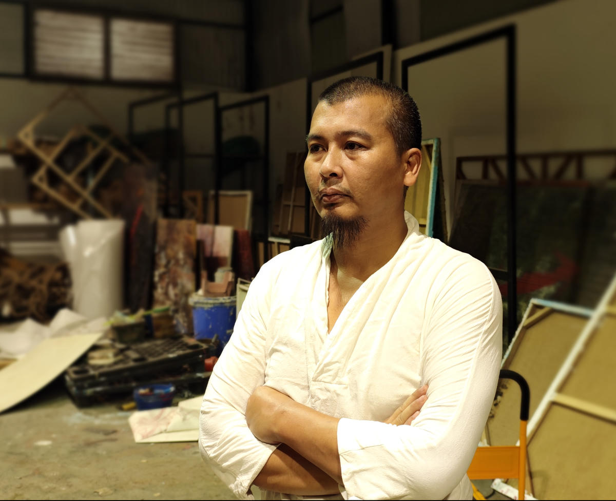 Nghệ sĩ Lê Hữu Hiếu.